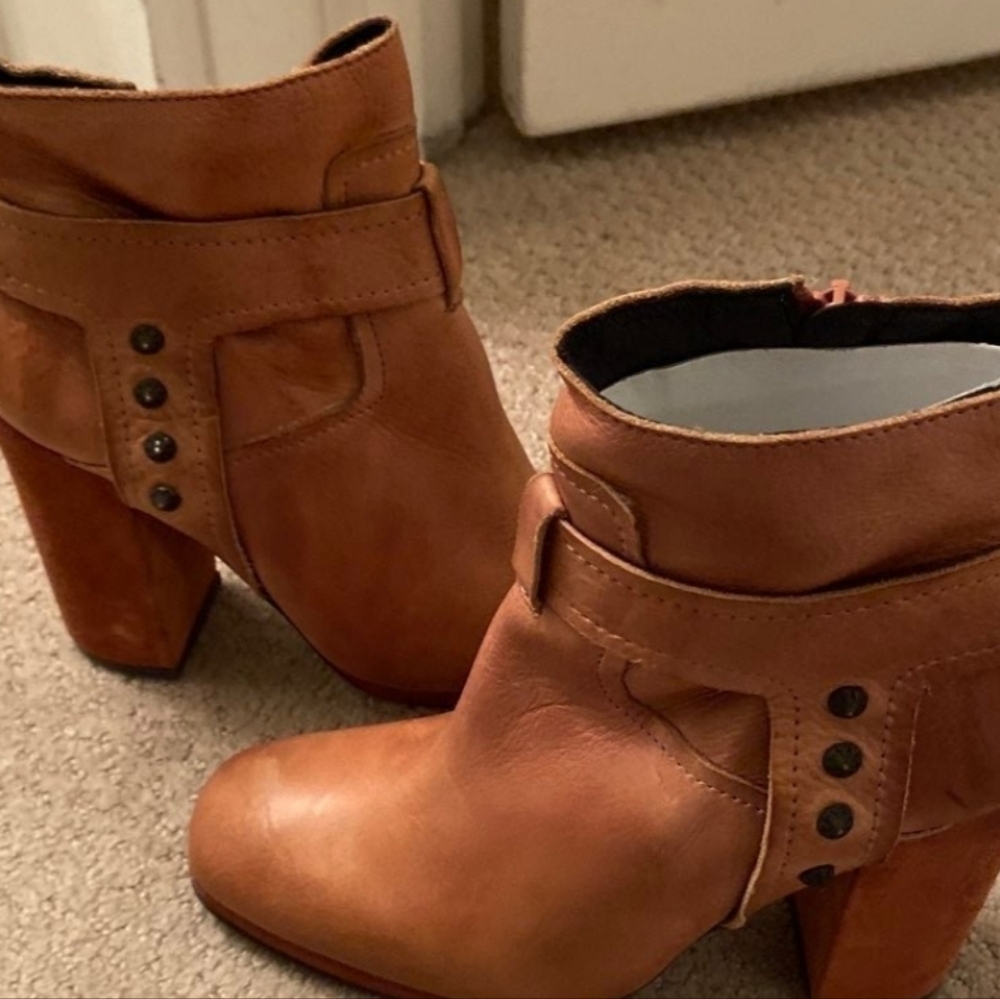 Free people Palomar bootie boots size 6.5  to 7  U.S.  E.U 37